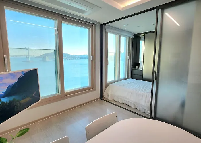 Busan#gwangalli#광안대교#민락더마컷#핫플#풀오션뷰 Apartamento