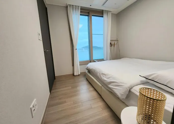 Busan#gwangalli#광안대교#민락더마컷#핫플#풀오션뷰 Apartamento Ciudad Metropolitana de Busan